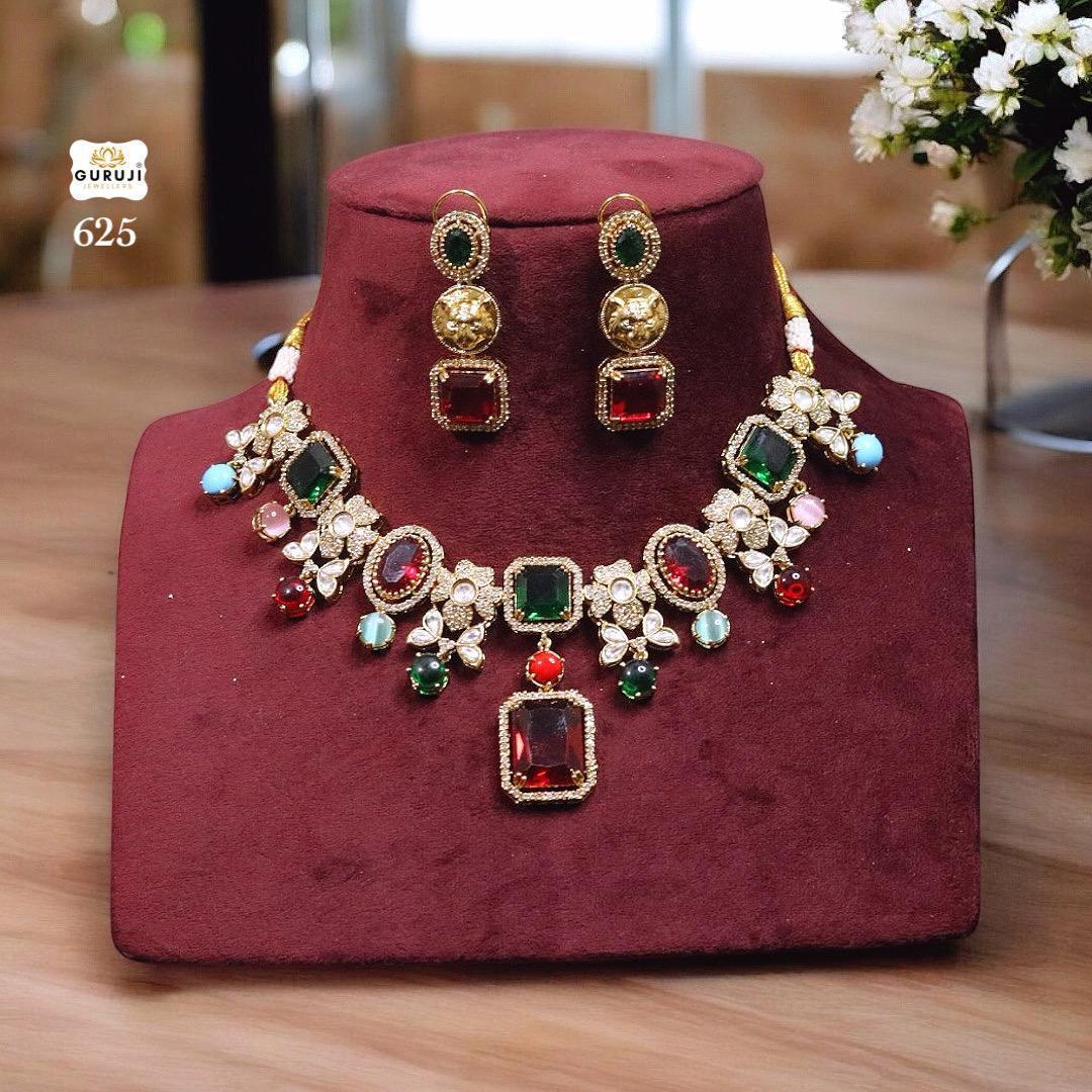 Designer pc high quality studd set