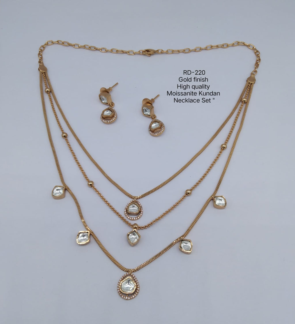 Mosianaite kundan set